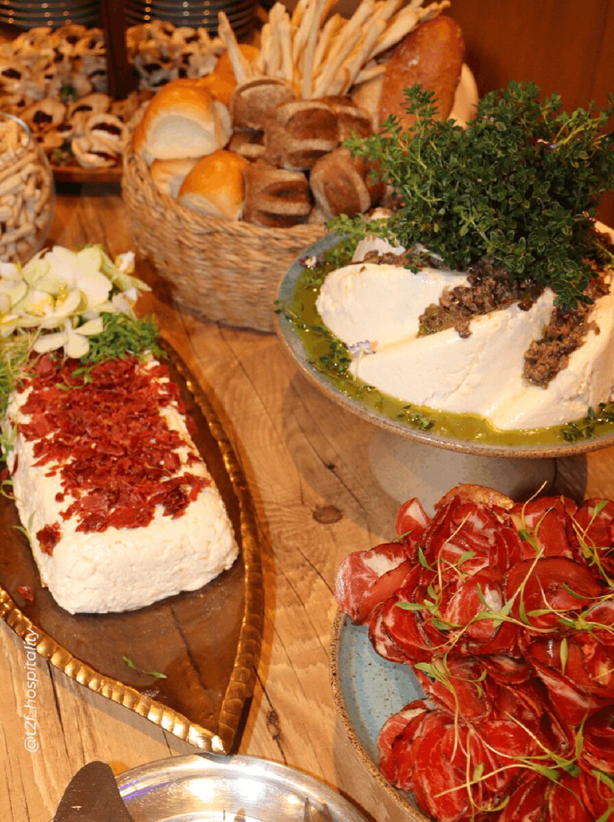 Mesa de frios montada