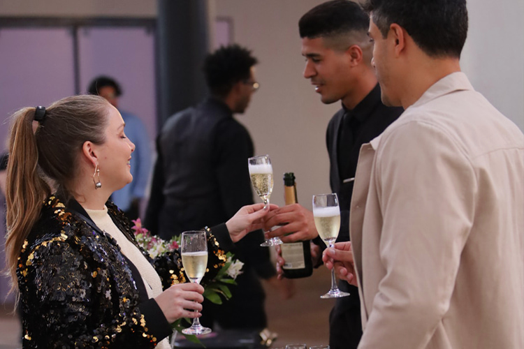 Evento corporativo com coquetel e networking para empresas – T2F Events